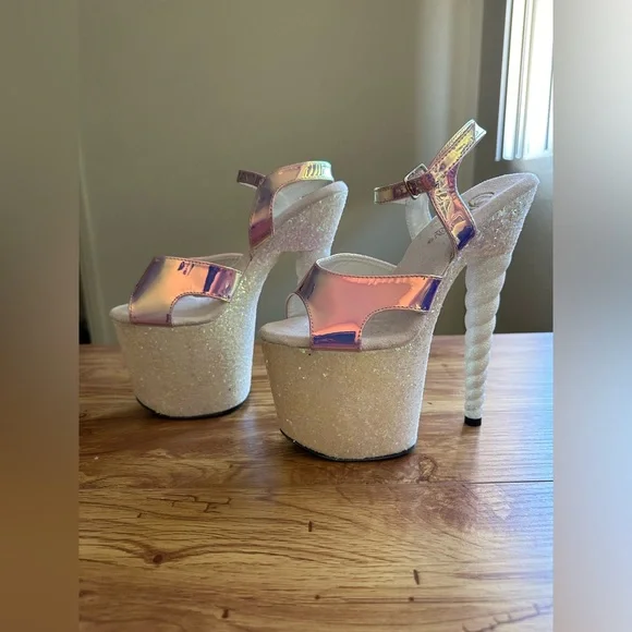 Unicorn Pleasers - Picture 4 of 8